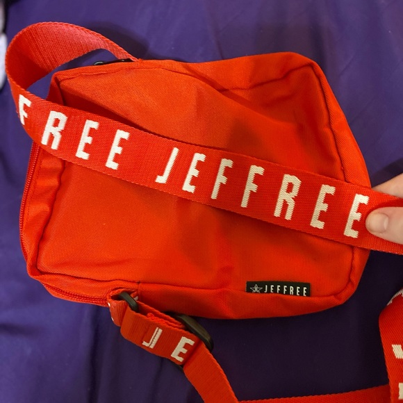 Jeffree Star Crossbody bag - Picture 3 of 3